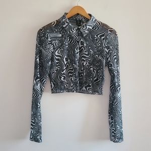 Urban Outfitters Black White Psychedelic 70s Festival Mesh Crop Top Size Medium